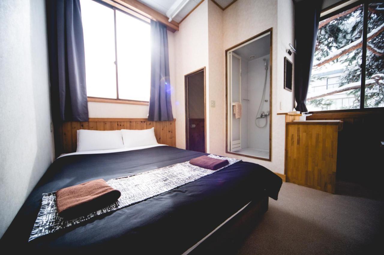Hakuba Cortina Lodge Otari Luaran gambar